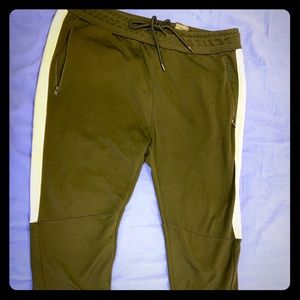 Super Stylish and Confy H&M sweatpants 👖